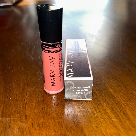 Mary Kay Other - 🎊🎉 2 For $22 Or $12 Each MK Sun Blossoms Lip Gloss